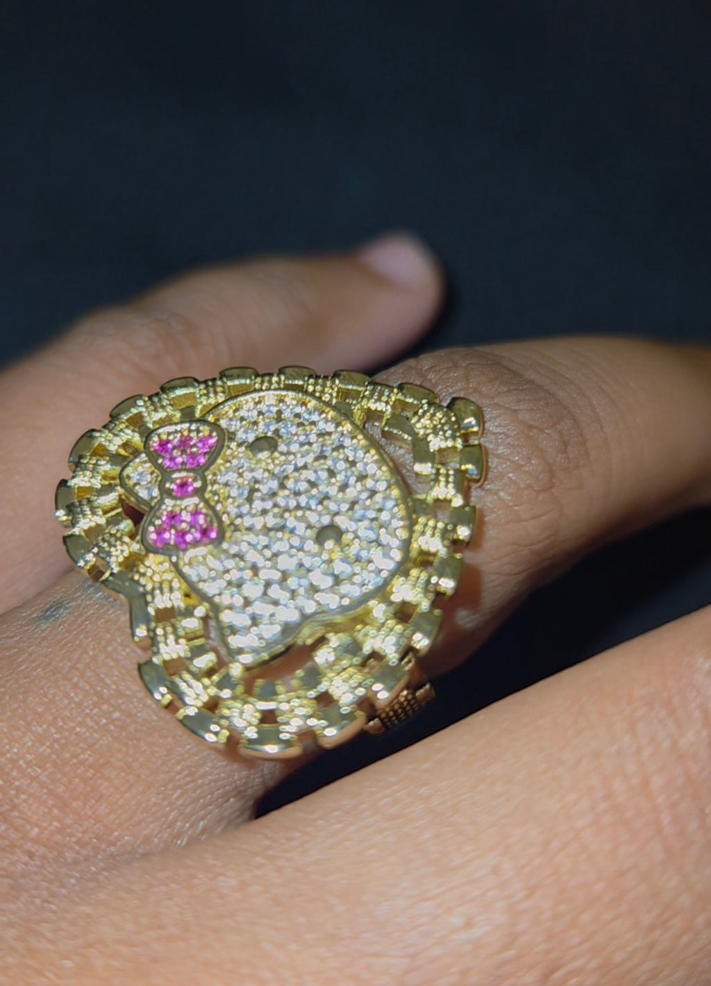 HK Pink Bow Rollie Ring